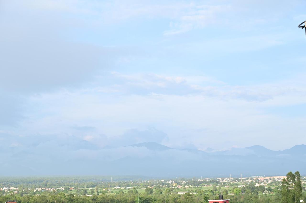 Vasdaa Grand Hotel Dehradun